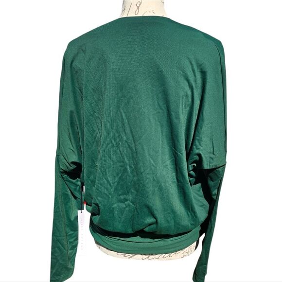 Susana Monaco -1717 NWT Long Sleeve Twist Dolman Top in Sycamore Dark Green M - Picture 7 of 11